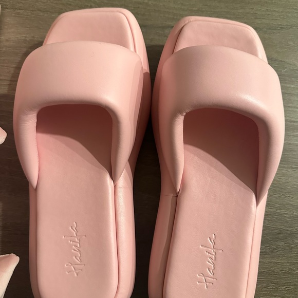 BRAND NEW Hanifa Sandals w/ box and dust bag. - Picture 2 of 4